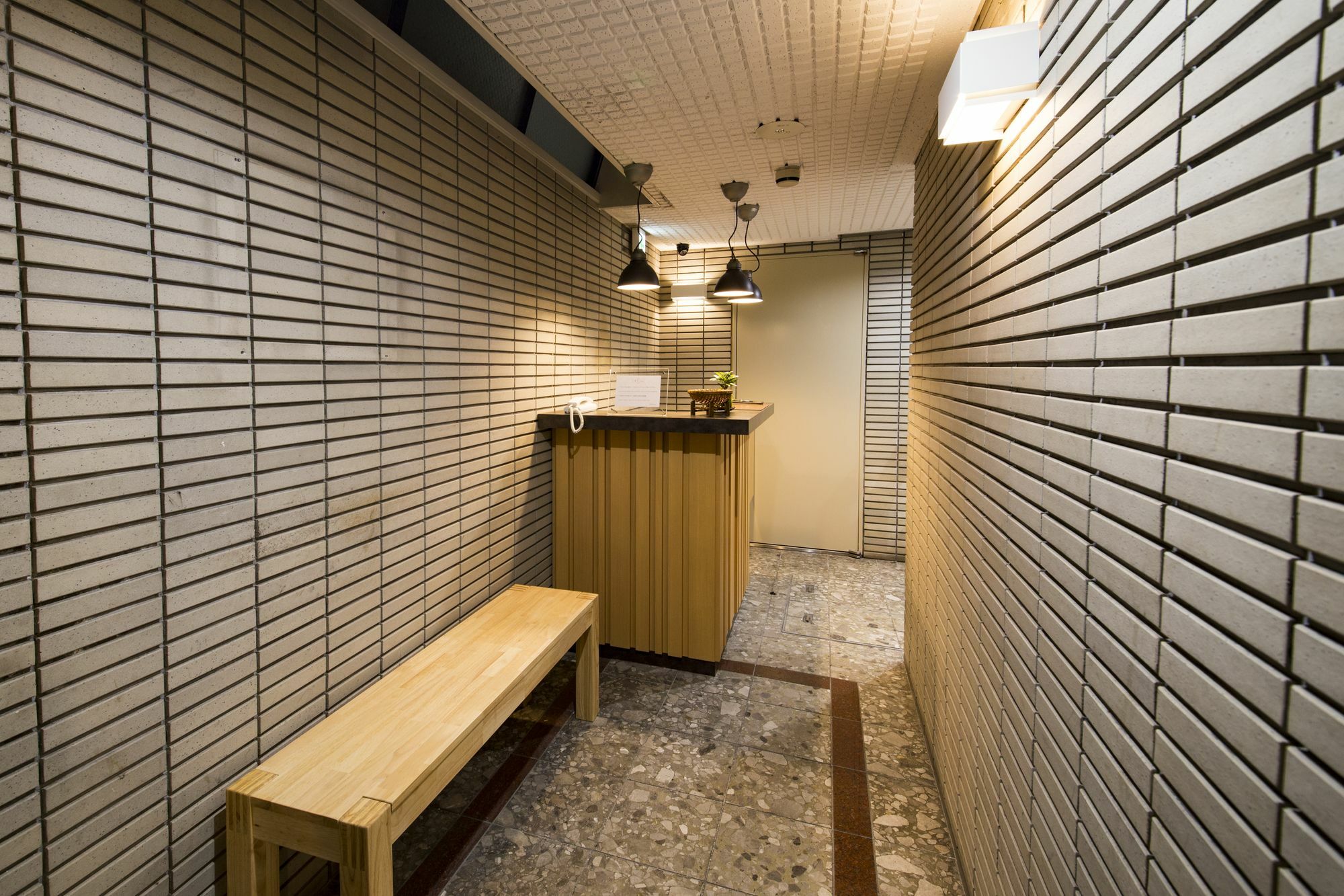 Hotel Cocode Plus Oszaka Kültér fotó